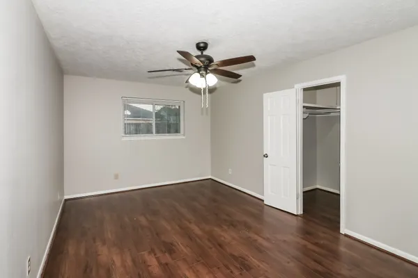 $235,500 | 1813 Marlock Lane, Pasadena, TX 77502