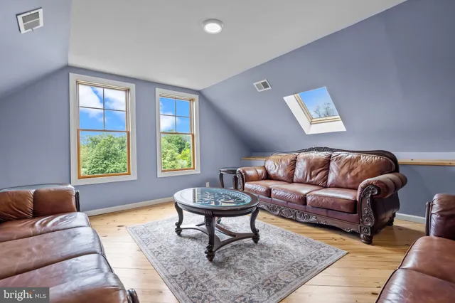 $1,500,000 | 658 Brunswick Pike, Lambertville, NJ 08530