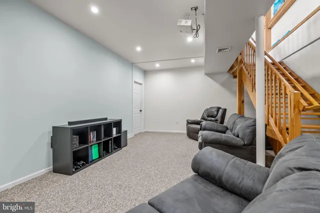 $1,500,000 | 658 Brunswick Pike, Lambertville, NJ 08530