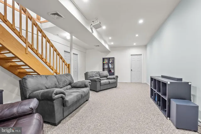 $1,500,000 | 658 Brunswick Pike, Lambertville, NJ 08530