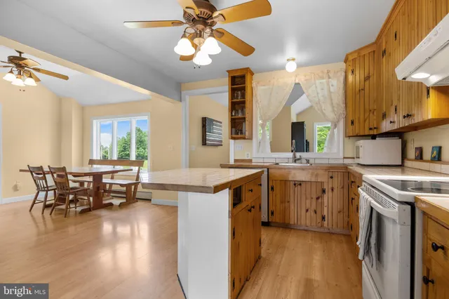 $1,500,000 | 658 Brunswick Pike, Lambertville, NJ 08530