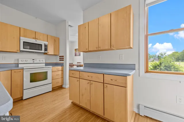 $1,500,000 | 658 Brunswick Pike, Lambertville, NJ 08530