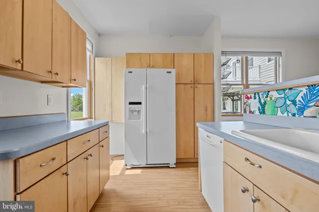 $1,500,000 | 658 Brunswick Pike, Lambertville, NJ 08530