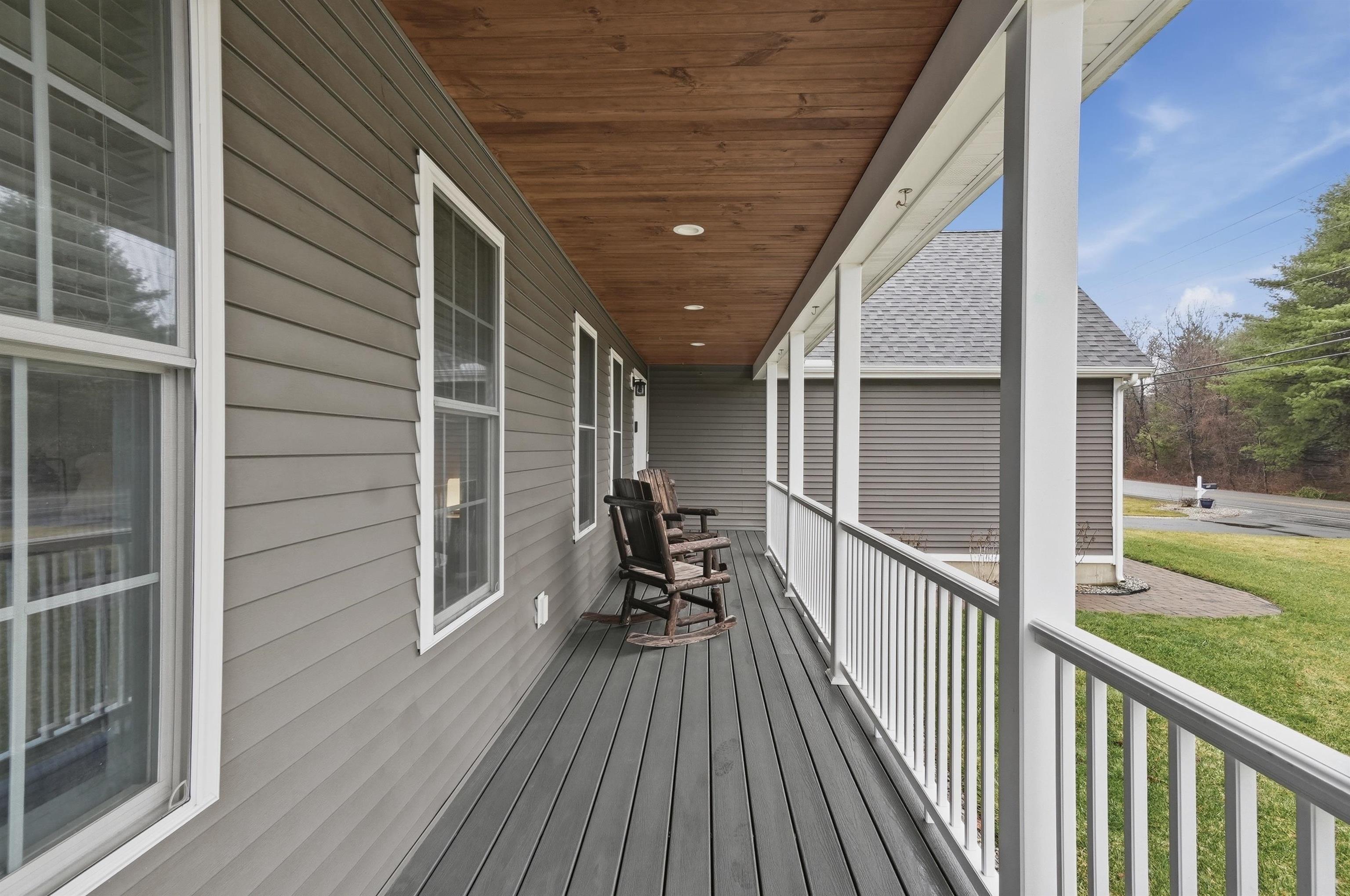 71 Bedford Road Merrimack, NH 03054 - Photo 3 of 39