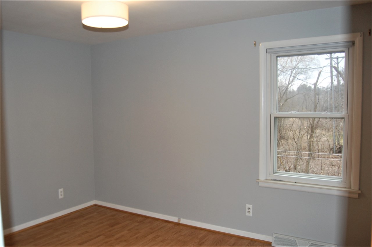 545 Whims Lane Rochester, MI 48306 - Photo 17 of 31 2nd Bedroom