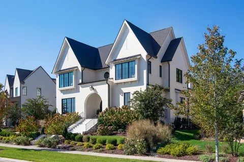 a house view with a outdoor space