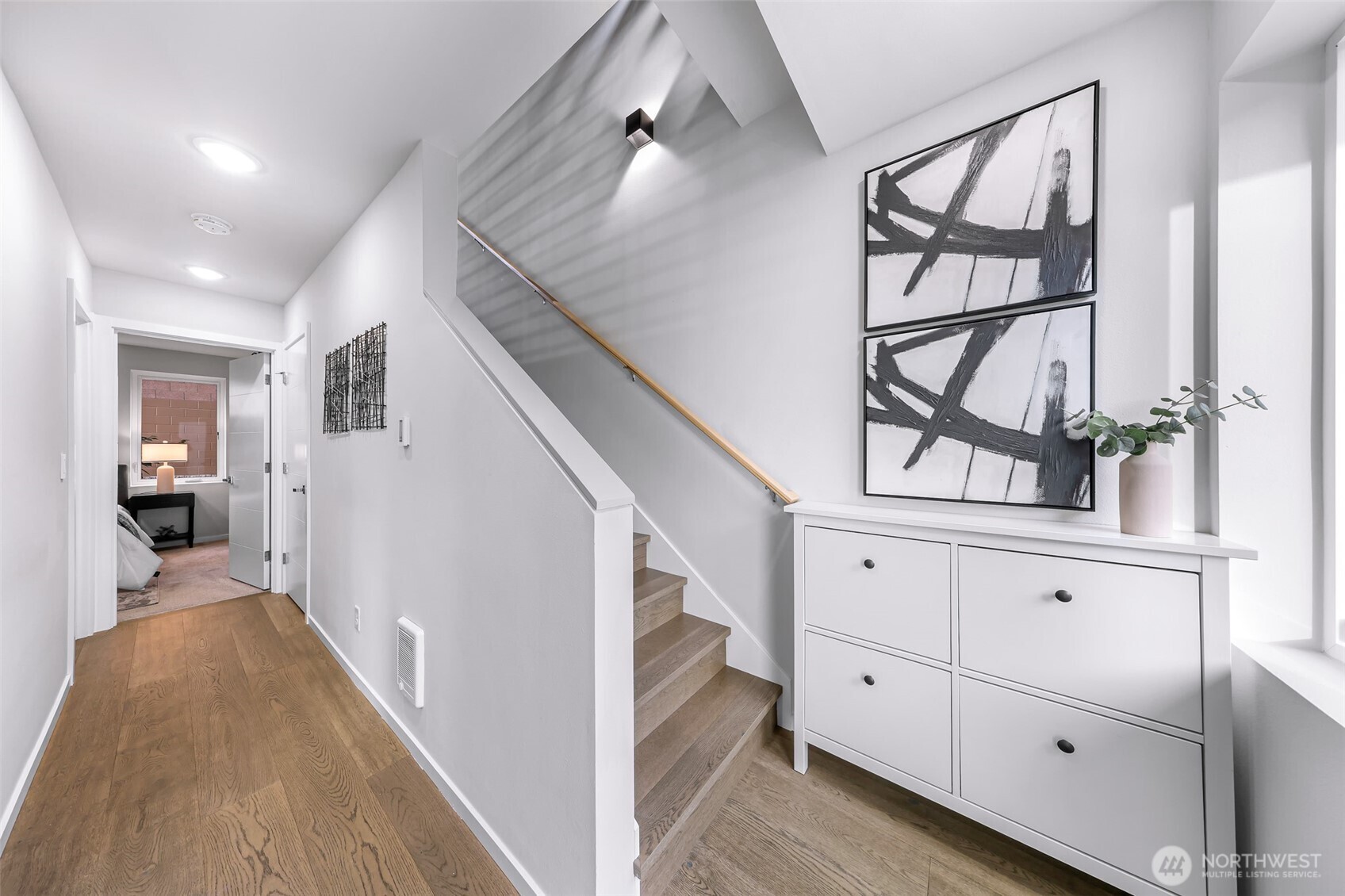 901 28th Avenue South, Unit G Seattle, WA 98144 - Photo 3 of 29