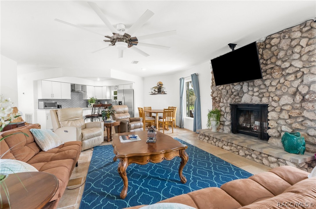5648 South Garcia Road Homosassa, FL 34448 - Photo 13 of 40