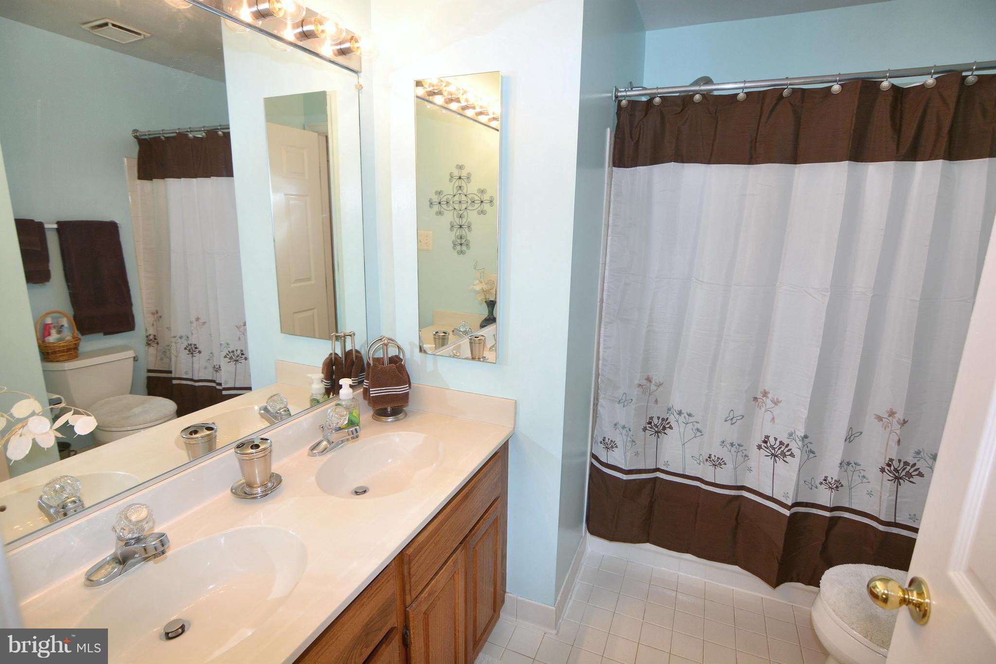 1325 Pleasant Meadow Road Crofton, MD 21114 - Photo 23 of 29 Upper Hall Full Bath