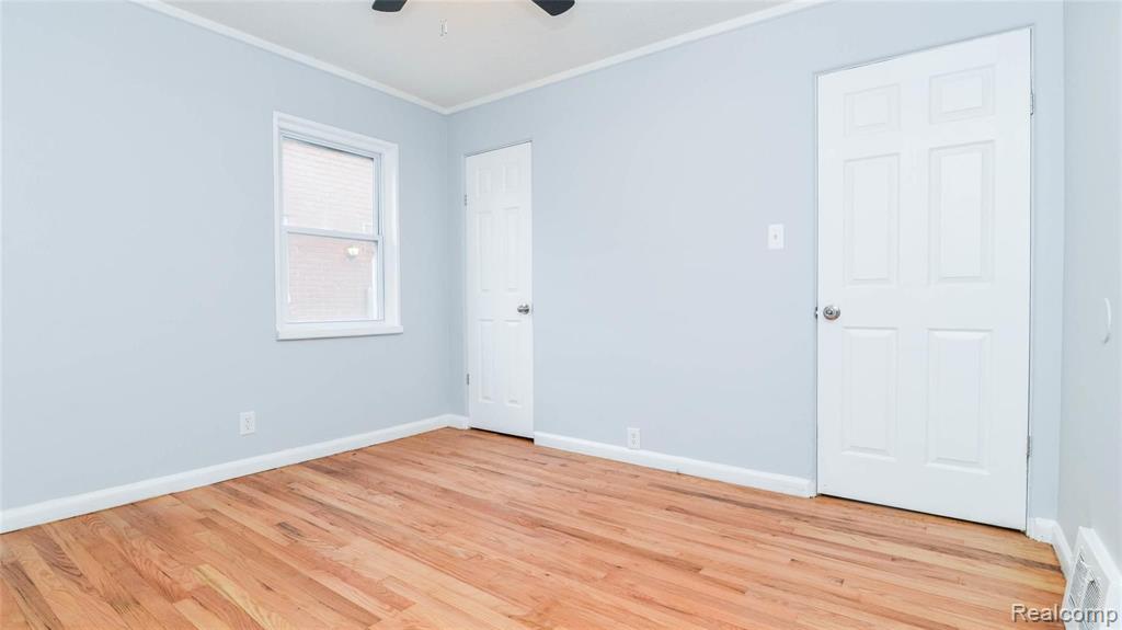 16741 East 8 Mile Road Eastpointe, MI 48021 - Photo 14 of 31