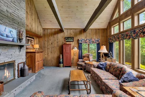 $549,900 | 456 South Kelley Road, Princetown, NY 12306