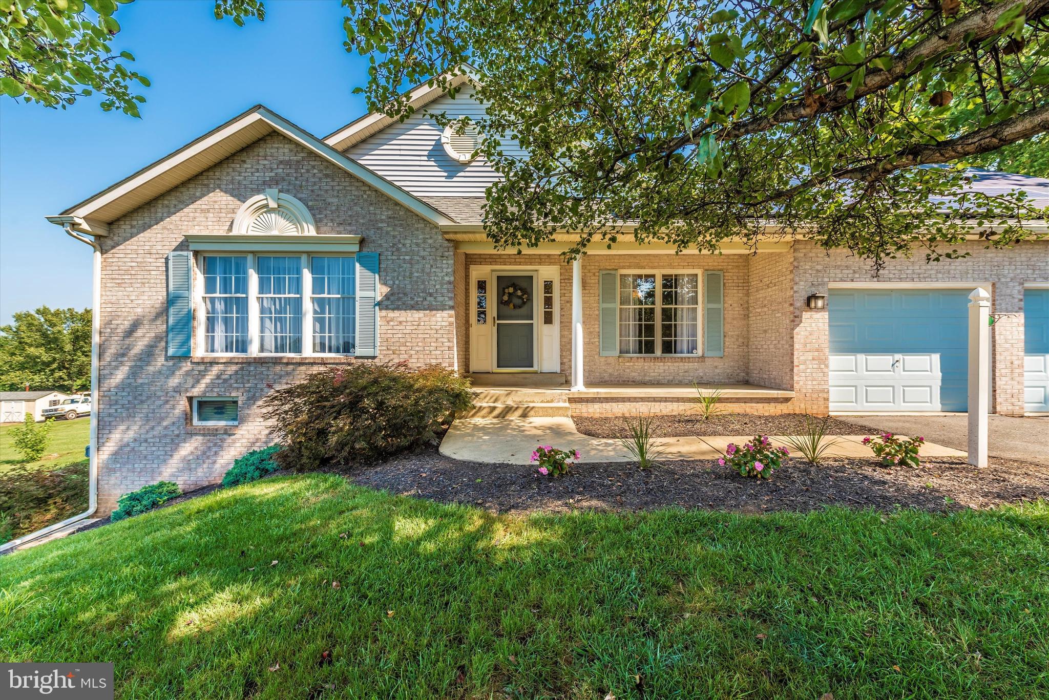 3830 Roundtree Road Jefferson, MD 21755 - Photo 2 of 73