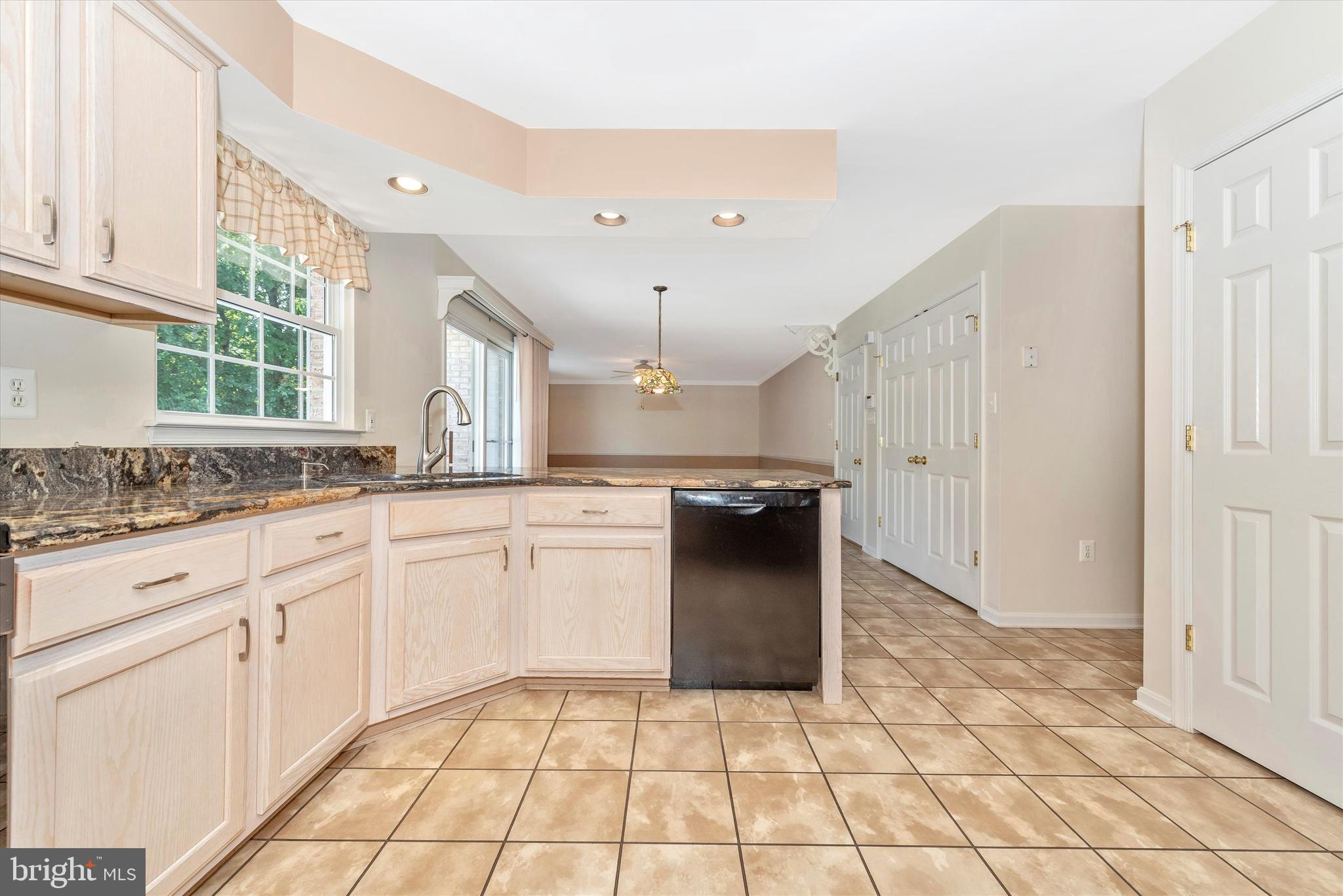 3830 Roundtree Road Jefferson, MD 21755 - Photo 15 of 73