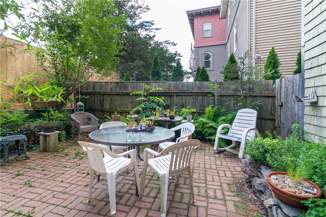 159 Camp Street Providence, RI 02906 - Photo 16 of 47