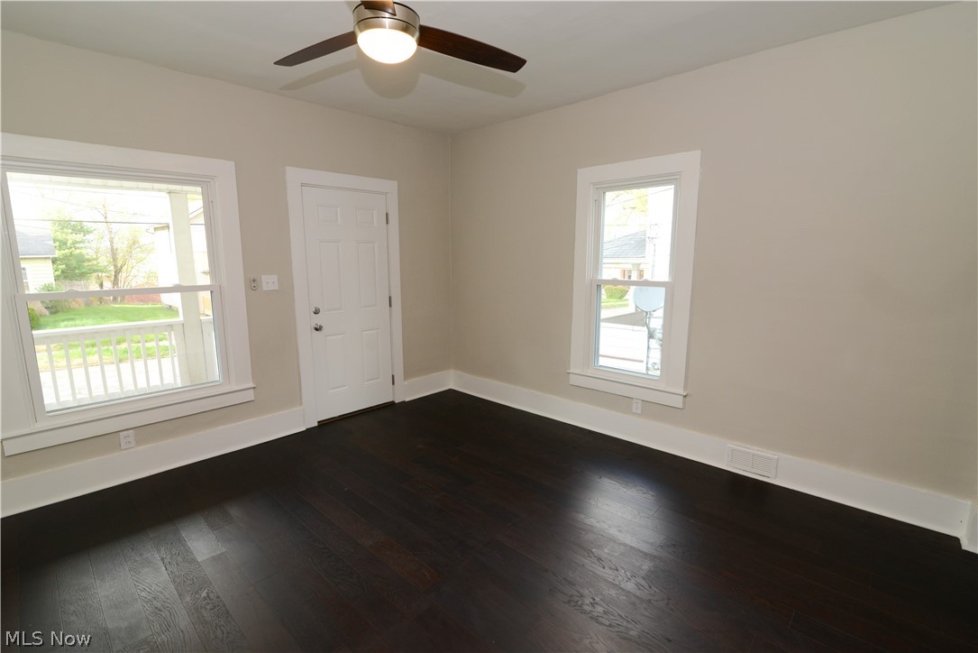 42 Spring Street Struthers, OH 44471 - Photo 7 of 35 Gallery Image 7