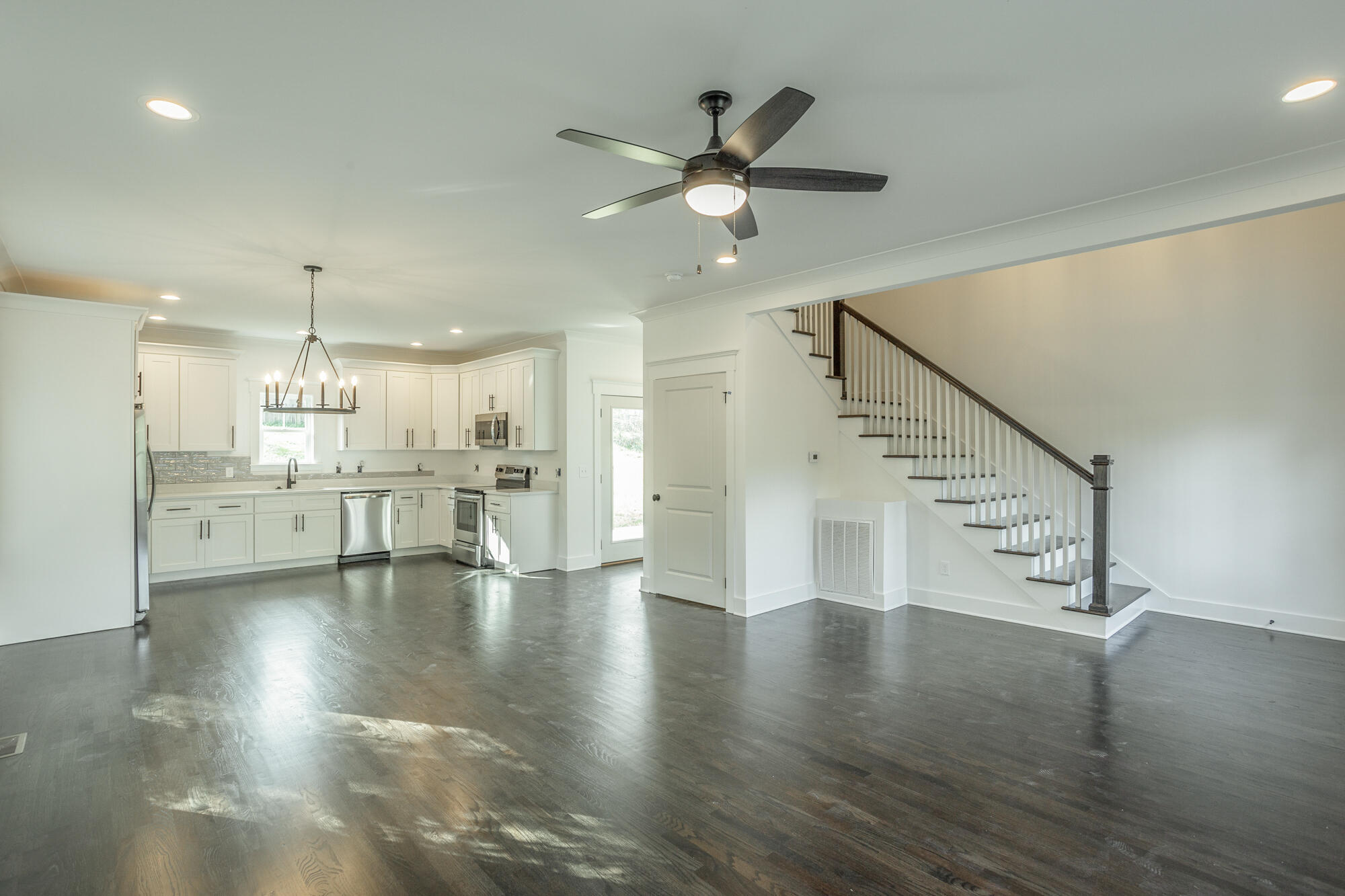 4708 North Forest Road Hixson, TN 37343 - Photo 4 of 57 174 Lynda Cir. HD-6