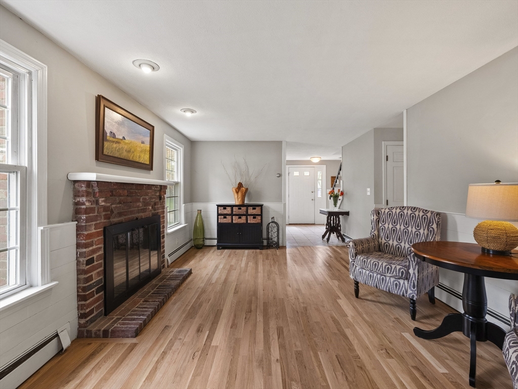 51 Red Gate Lane Reading, MA 01867 - Photo 16 of 39 Gallery Image 16