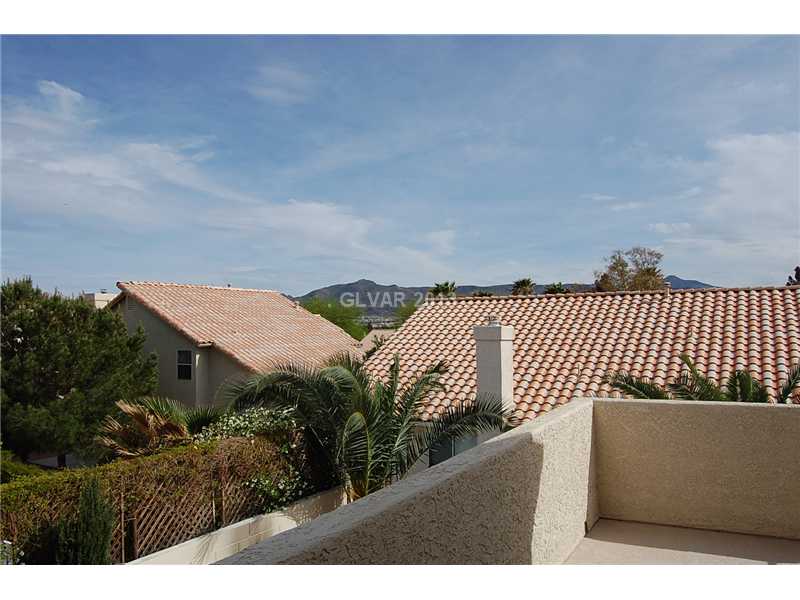 280 Pear Tree Circle Henderson, NV 89014 - Photo 12 of 19 View.