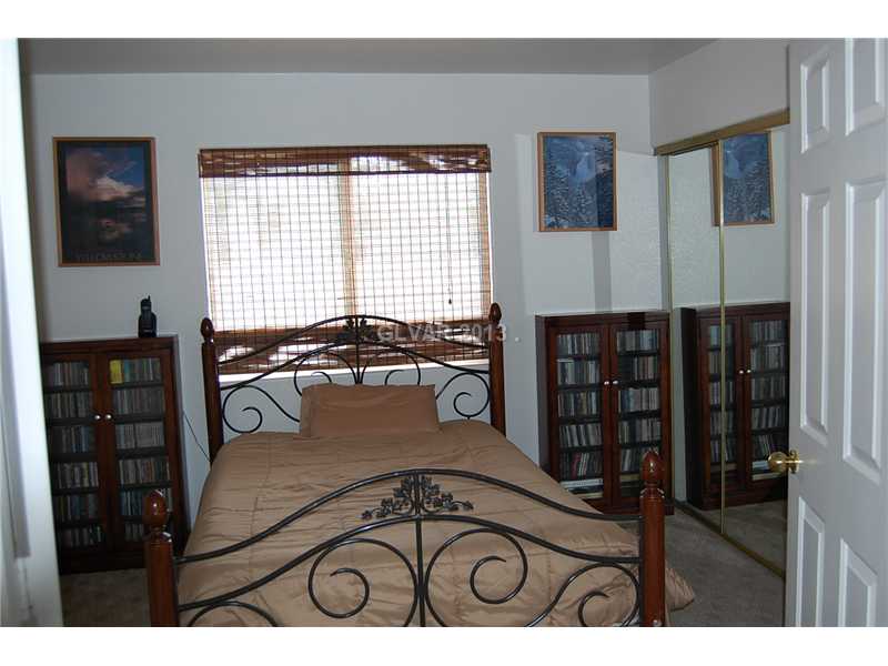 280 Pear Tree Circle Henderson, NV 89014 - Photo 14 of 19 Bedroom.