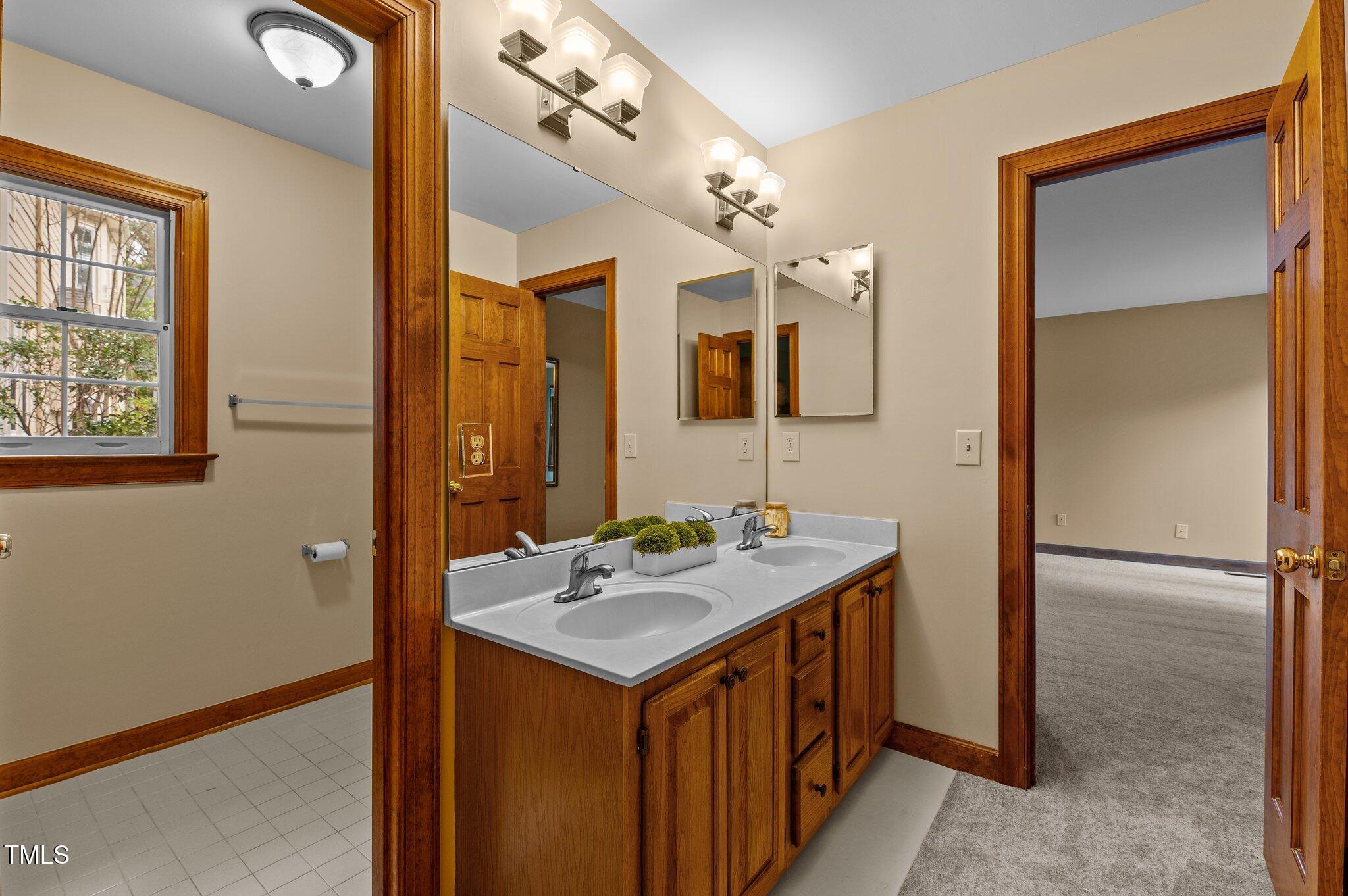 5621 Raddington Street Raleigh, NC 27613 - Photo 28 of 34 Jack and Jill Bath