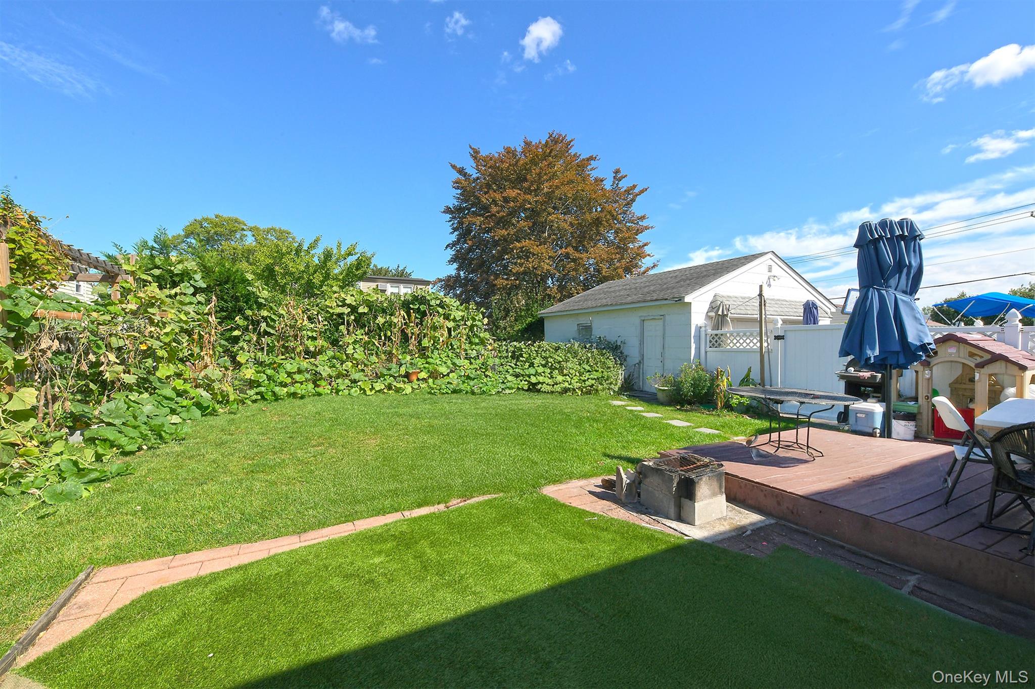 2233 6th Street East Meadow, NY 11554 - Photo 16 of 17 Gallery Image 16