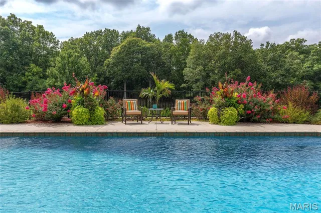 $3,595,000 | 13 Roclare Lane, Town and Country, MO 63131