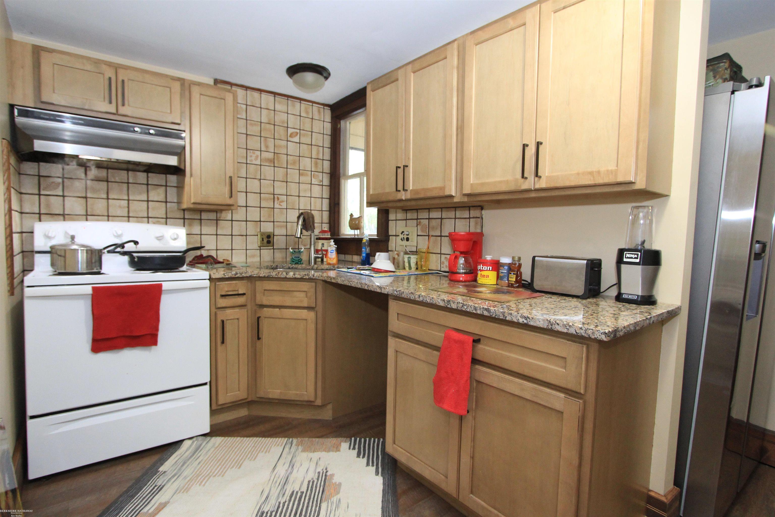 6831 Jefferson Road North Branch, MI 48461 - Photo 15 of 32 50187210-553aa928-7d7c-4f8d-b5a1-a5ca5b2bc822.JPG