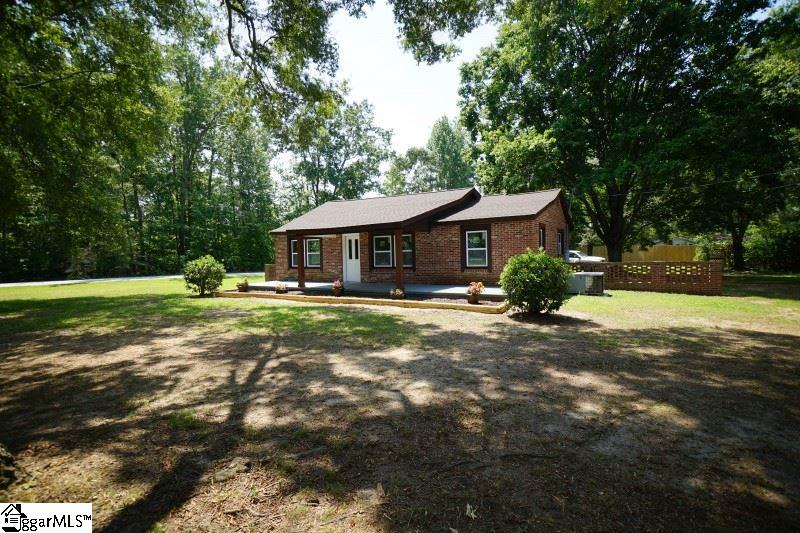 9598 Augusta Road Pelzer, SC 29669 - Photo 3 of 25