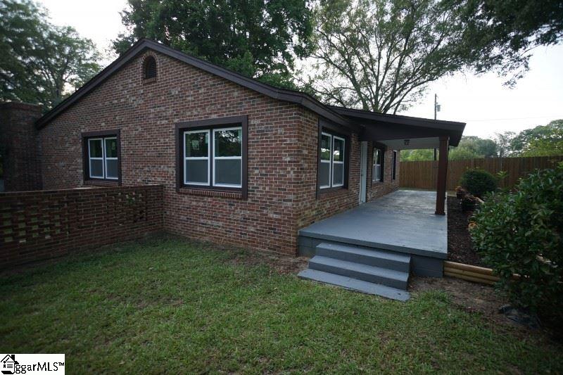 9598 Augusta Road Pelzer, SC 29669 - Photo 7 of 25