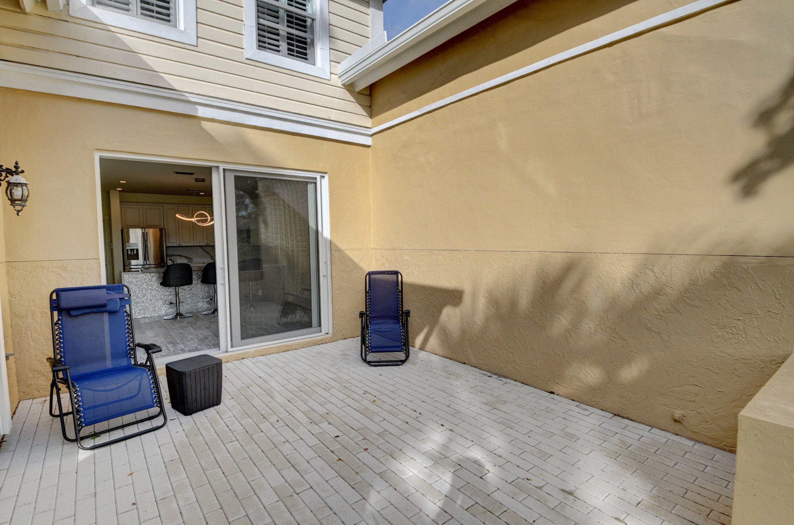 5624 Northwest 39th Avenue Boca Raton, FL 33496 - Photo 20 of 21 Rear Patio - 1