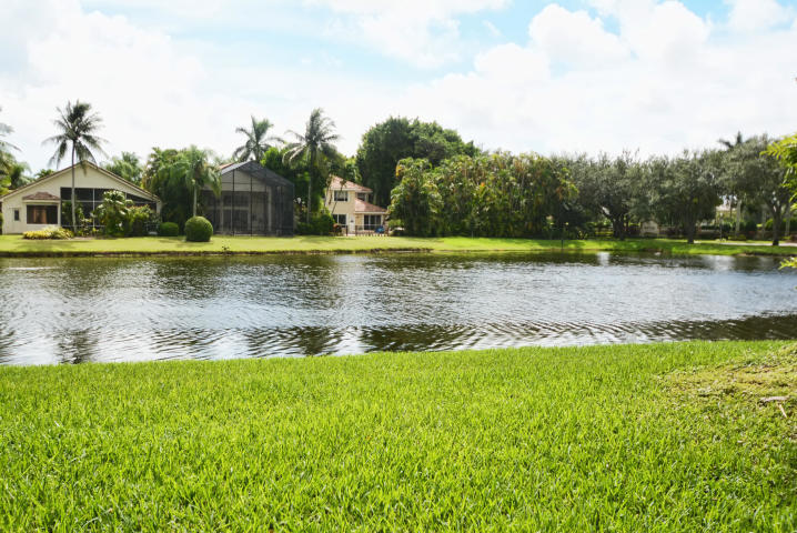 5624 Northwest 39th Avenue Boca Raton, FL 33496 - Photo 3 of 21 View - 2