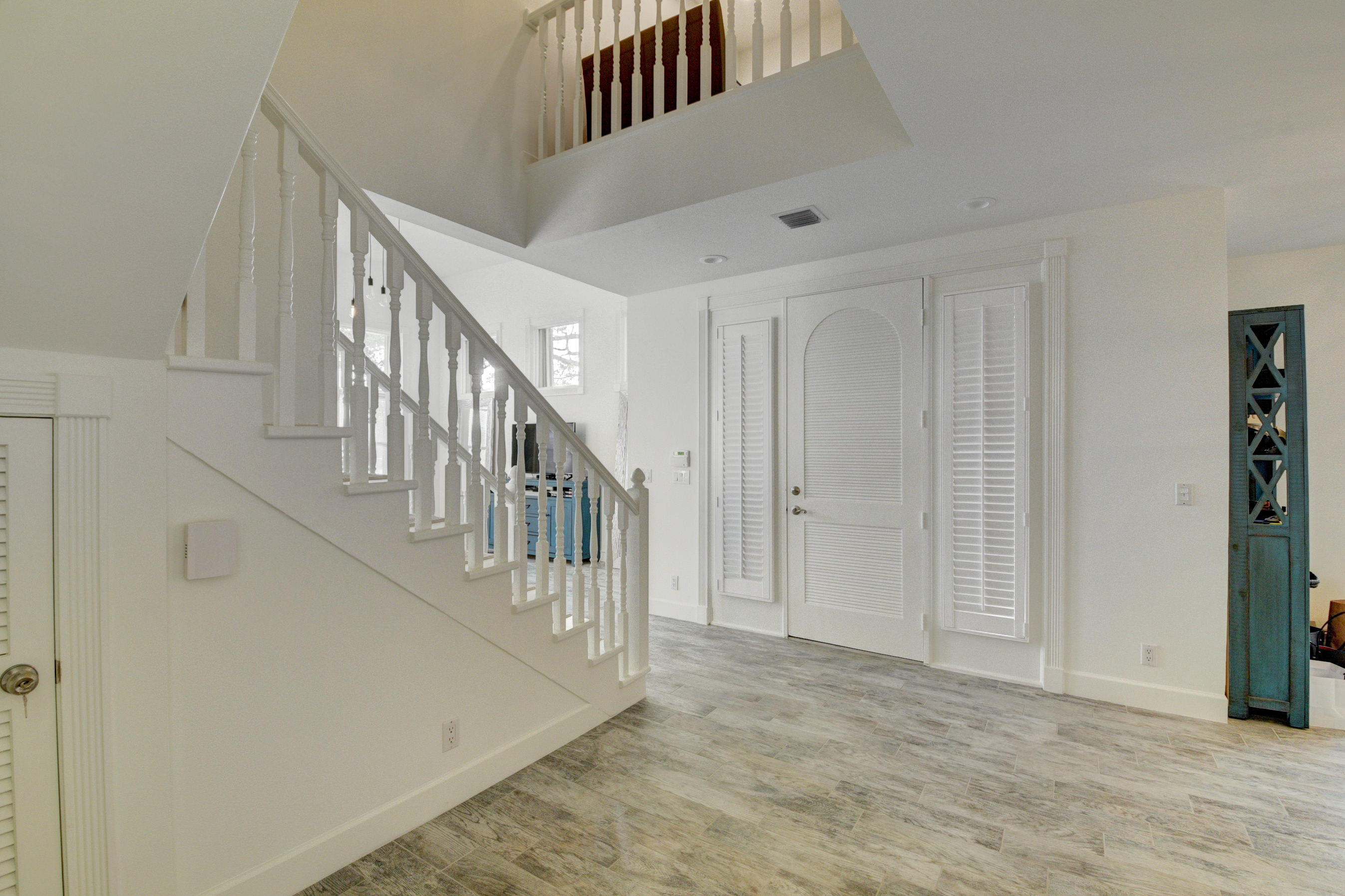 5624 Northwest 39th Avenue Boca Raton, FL 33496 - Photo 4 of 21 Front Entry Foyer