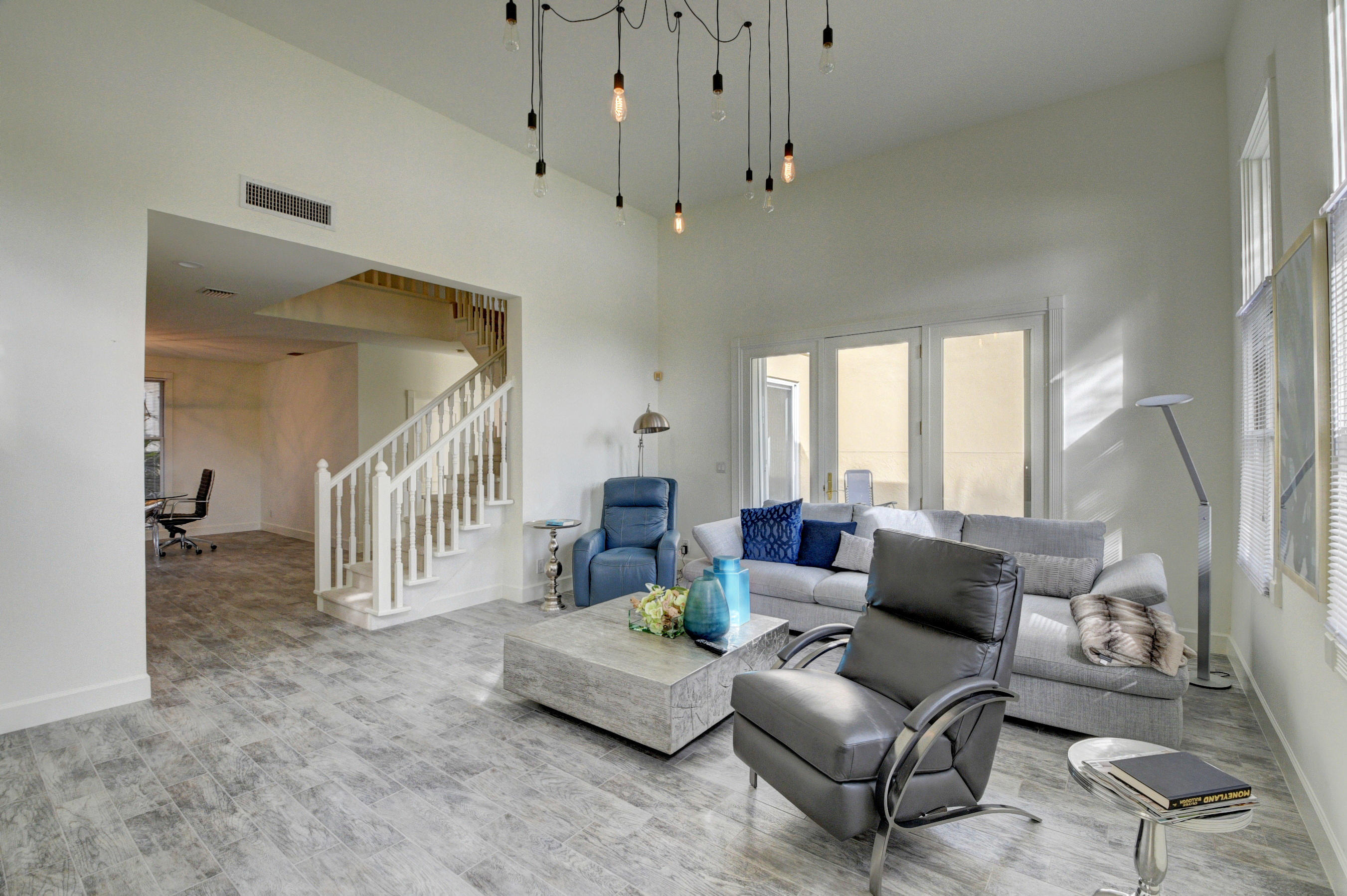 5624 Northwest 39th Avenue Boca Raton, FL 33496 - Photo 6 of 21 Living Room - 2