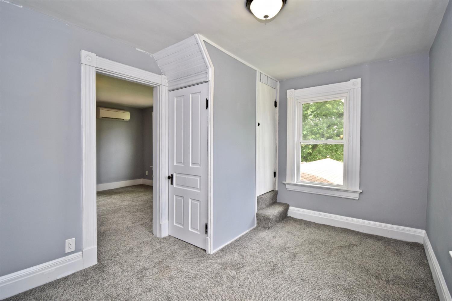 1047 Asbury Road Cincinnati, OH 45255 - Photo 30 of 37 Gallery Image 30