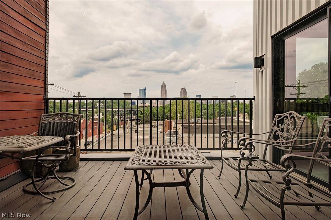 2315 Scranton Road Cleveland, OH 44113 - Photo 25 of 49