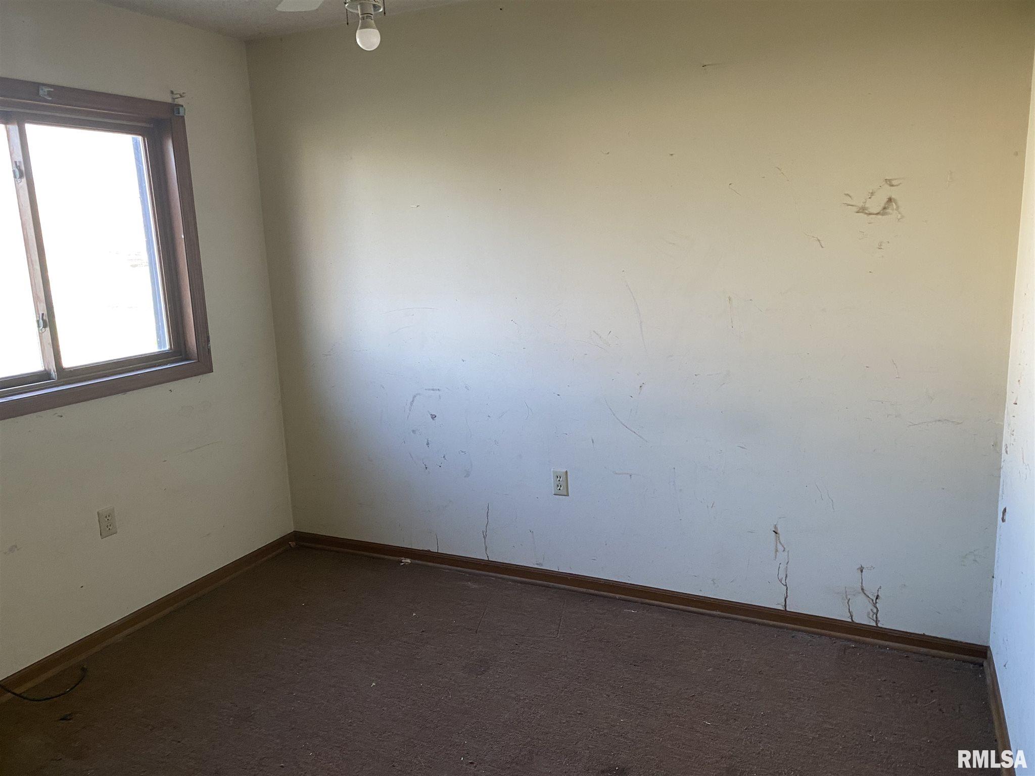 1320 East Capitol Avenue Springfield, IL 62703 - Photo 3 of 19 Gallery Image 3