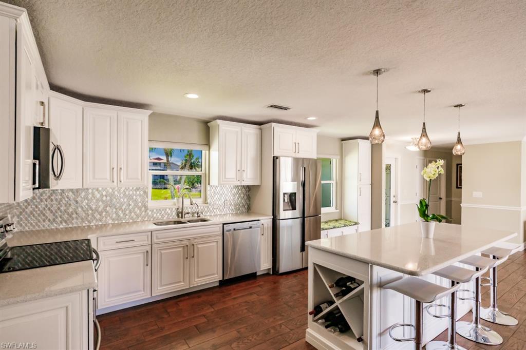 21710 Madera Road Fort Myers Beach, FL 33931 - Photo 9 of 29 Gallery Image 9