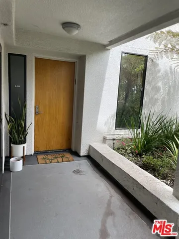 $1,800,000 | 2950 Neilson Way, Unit 311, Santa Monica, CA 90405