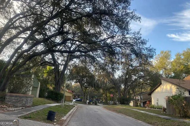 $190,000 | 14705 Laurel Lake Lane, Lutz, FL 33559