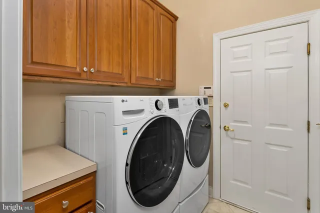 $675,000 | 37 Monte Carlo Drive, Hamilton, NJ 08691