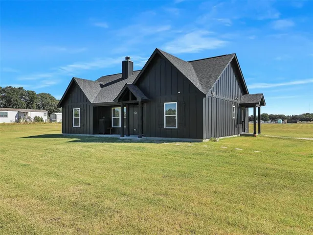 $475,000 | 1460 County Road 701, Cleburne, TX 76031