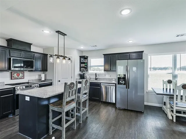 $475,000 | 1460 County Road 701, Cleburne, TX 76031