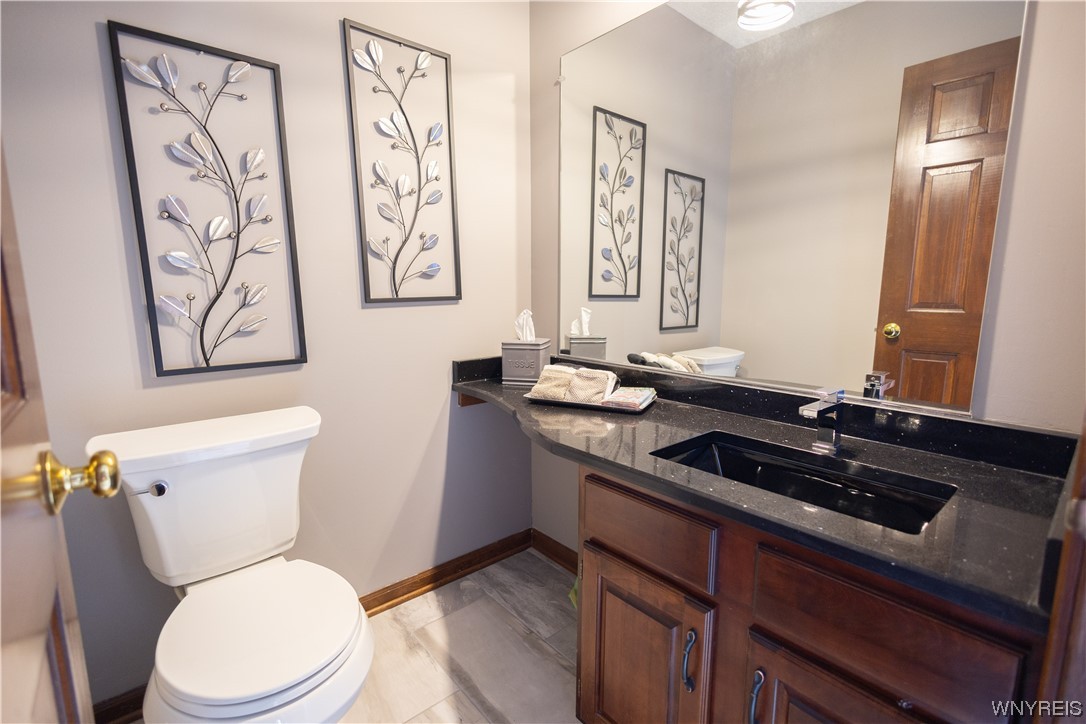 4 Buttonwood Lane Amherst, NY 14051 - Photo 9 of 21 Half Bathroom- First Floor