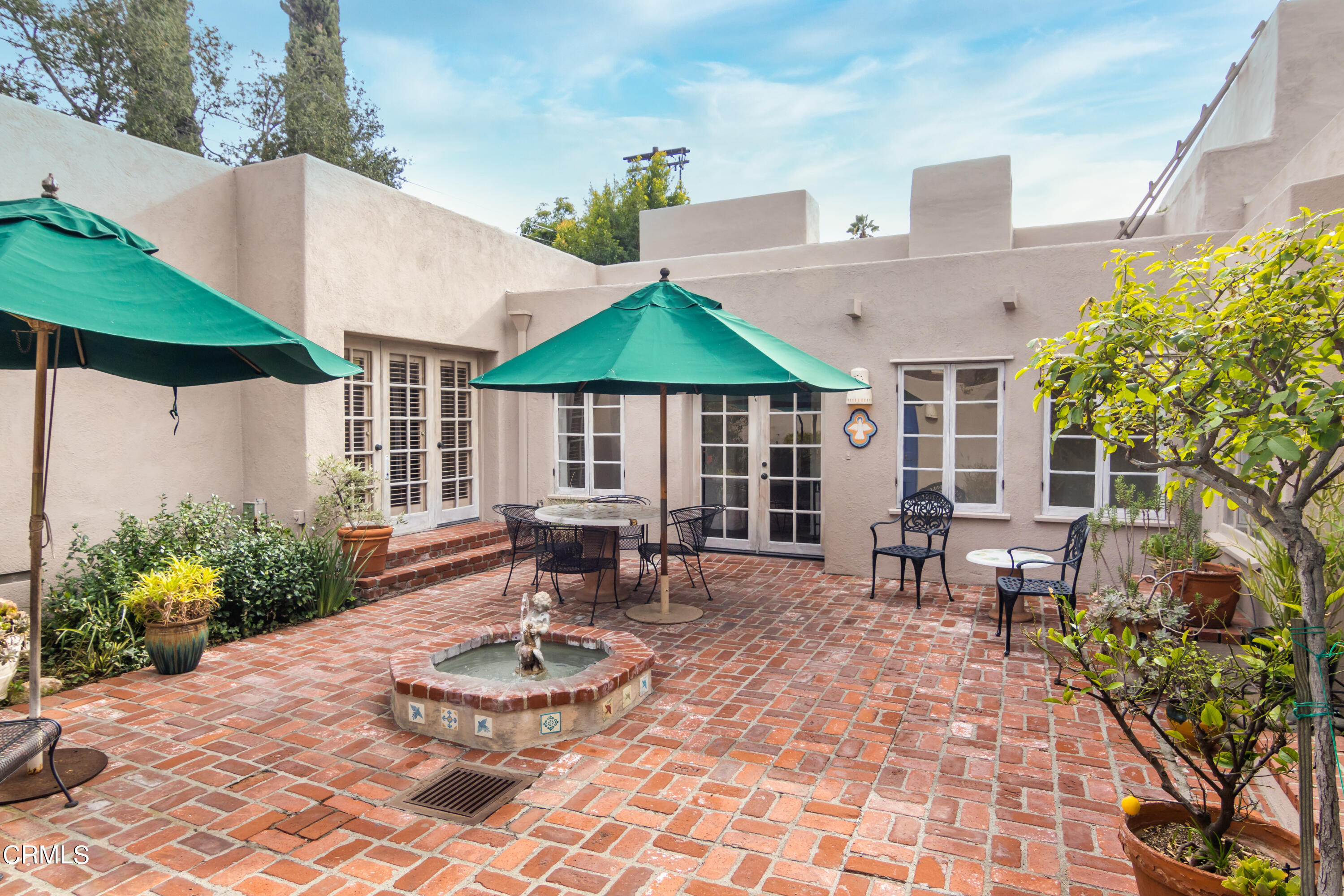 468 Allendale Road Pasadena, CA 91106 - Photo 2 of 33 468_Allendale-4