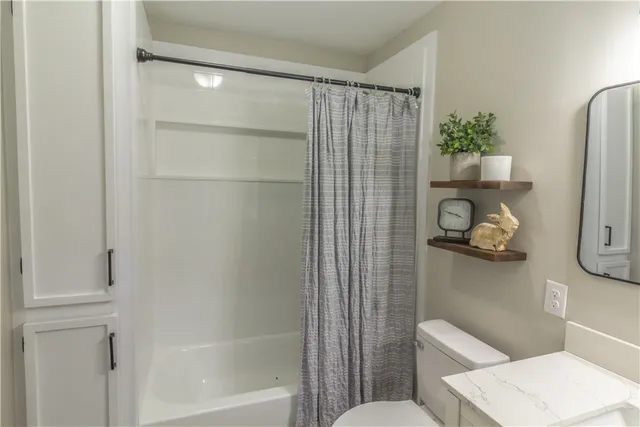 $212,000 | 319 East Hampton Avenue, Honea Path, SC 29654