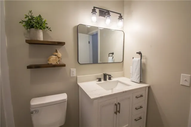 $212,000 | 319 East Hampton Avenue, Honea Path, SC 29654