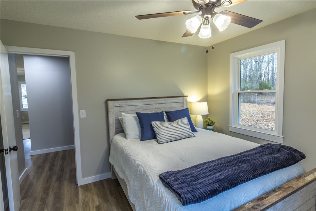 319 East Hampton Avenue Honea Path, SC 29654 - Photo 24 of 35