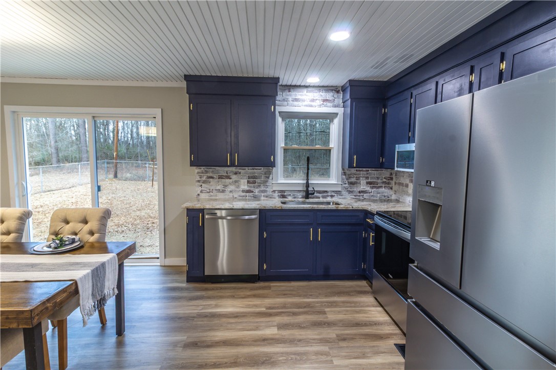 319 East Hampton Avenue Honea Path, SC 29654 - Photo 9 of 35