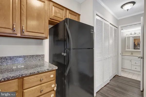 $2,250 | 6014 Havener House Way, Centreville, VA 20120