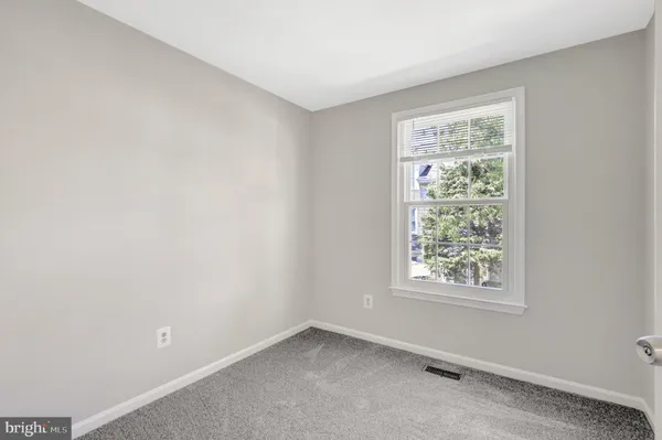 $2,250 | 6014 Havener House Way, Centreville, VA 20120